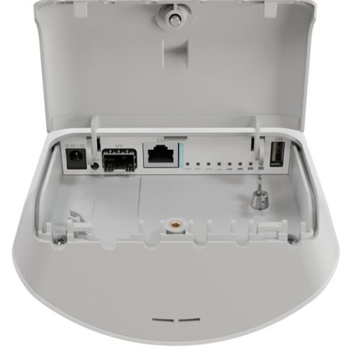 MikroTik mANTBox ax 15s Wi-Fi 6 Dual band 2.4GHz 12dBi & 5GHz 15dBi kültéri szektor antenna