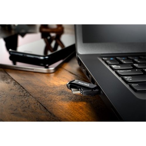 Sandisk 000183599 256GB USB 3.1 fekete Flash Drive
