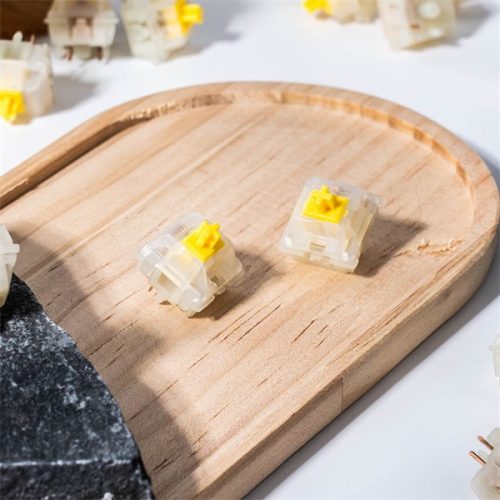 Gateron KS-3X1 Milky Yellow Pro - Lineáris switch szett (35db)