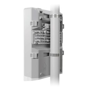   MikroTik CRS318-16P-2S+OUT netPower 16P 16port GbE LAN PoE 2xSFP+ port kültéri PoE Switch