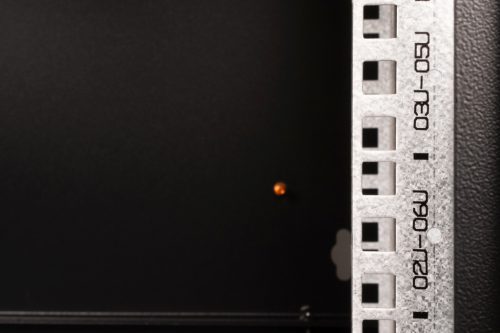 DIGITUS Unique DN-19 07-U-SW 19" 7U 420x600x450mm lapraszerelt üvegajtós fekete fali rack szekrény