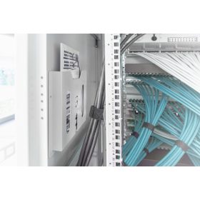   DIGITUS DN-97679 Öntapadós A4-es szürke dokumentum tartó rack szekrénybe