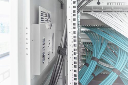 DIGITUS DN-97679 Öntapadós A4-es szürke dokumentum tartó rack szekrénybe