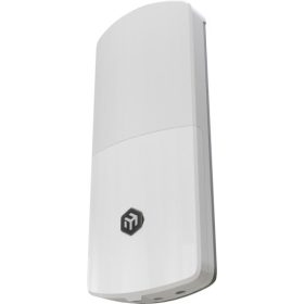   MikroTik FTC21-UPS 2xGbE LAN 1x2.5GbE SFP port IP67 kültéri média konverter 2500mAH tartalék akkumulátorral