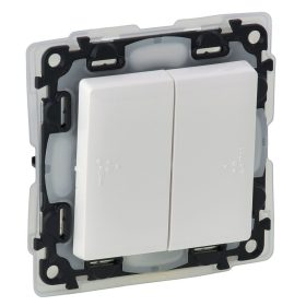   Legrand 752158 Valena Life Kettős váltókapcsoló, 10 A, keret nélkül, fehér