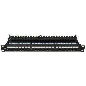 Patchpanel, 24 port, Cat.5e, Kábeltartóval, 1U, 19